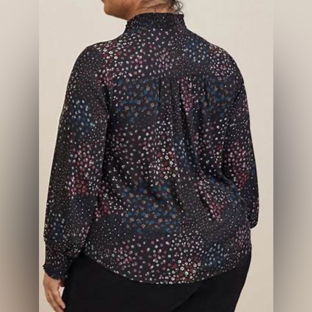 Torrid Georgette Button Front Smocked Collar Blac… - image 2